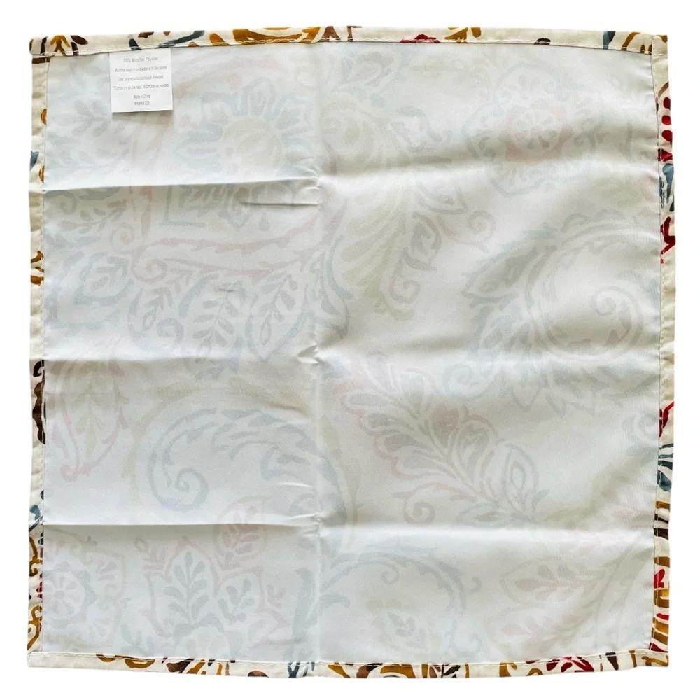 Cloth Napkins Autumn Fall Foliage Print Set of Four 16.5x16.5